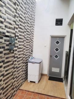 Selabintana Guest House - - 5