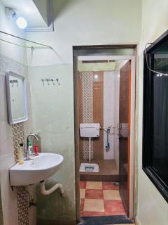 Shukla Guest House - Durg - 8