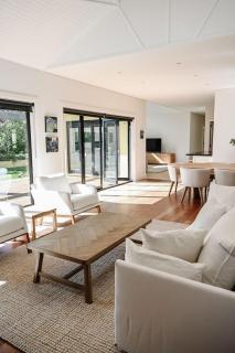 Contemporary 10 Person-Haven with Pool - Bowral - 1