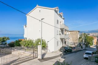Apartments with parking spaces Podstrana, Split - 6072 - Podstrana - 8
