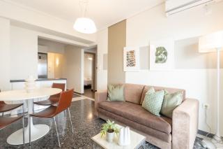 Luxury Beachfront Suite in Voula Premium 2-Bedroom Stay - Athens - 9