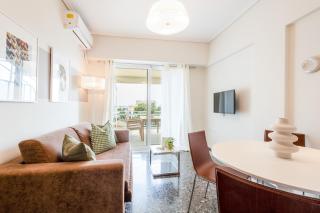 Luxury Beachfront Suite in Voula Premium 2-Bedroom Stay - Athens - 8