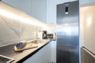 Luxury Beachfront Suite in Voula Premium 2-Bedroom Stay - Athens - 5