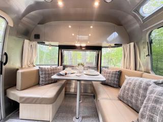 Glamping Guesthouse - Airstream Experience - Sackets Harbor - 1