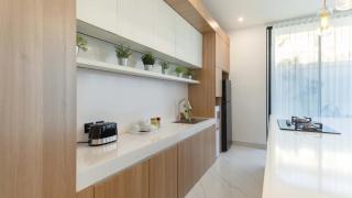 The Swan Villas by Villa Finder - Seminyak - 4