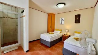 Bushbabies-Inn Self-Catering Accommodation - 5
