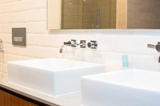 Spacious Stylish 2 BR Apartment in Motor City - 1