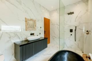 Canggu Stylish Modern 2 Bedroom Villa - Dalung - 2