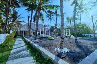 Dewangga 5 BR beachfront Villa JU25 - Blahbatu - 7