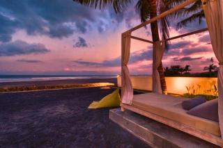 Dewangga 5 BR beachfront Villa JU25 - Blahbatu - 2