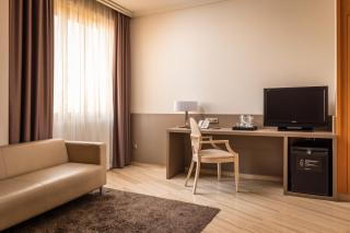 Hotel SB Ciutat Tarragona - Tarragona - 4