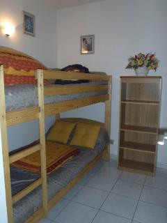 APPT 3 PIECES 35m2 + TERRASSE 13m2 REF 4010 - Le Castellas - 4