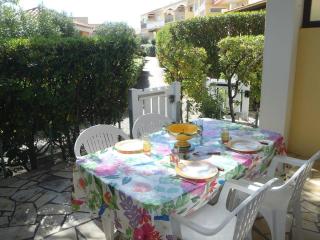 APPT 3 PIECES 35m2 + TERRASSE 13m2 REF 4010 - Le Castellas - 1