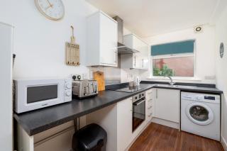 K Suites - Station Road - 4