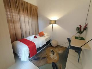 Tulip Homestay Seri Iskandar Near UiTM UTP - 0