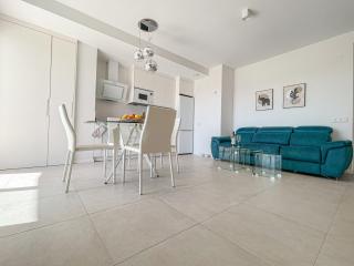 Hola Blanca - Sea, Golf, Chill - 3