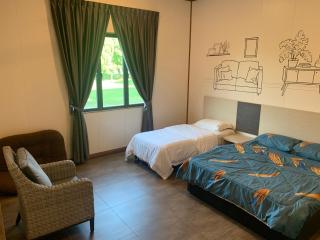 2D Fantastic Villa Best HomeStay - Kampong Alor Gajah - 5