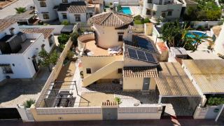 Villa al Mar, Els Poblets, Top Lage und Ausstattung, Pool, WIFI 300Mb, eigener überdachter Parkplatz, Photovoltaik Bonus, nah am Strand 500m - Els Poblets - 7