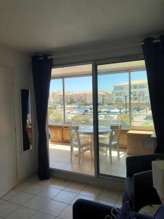 Sète Marina des Quilles, grand T2 climatisé, proche plage, parking privé - Sète - 5