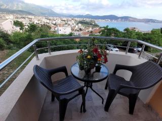 Montenegro Apartments Phoenix With Pool - Bar - 3