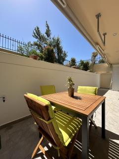 Silver & Jo APARTMENT NEAR THE AIRPORT - Artemida - 5