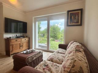 NEON Apartman Csopak Balaton - Csopak - 2