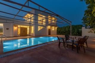 Alaya Stays Raga 2BHK Farmstay with an entertainment lounge - Sohna - 0