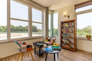 Alaya Stays Raga 2BHK Farmstay with an entertainment lounge - Sohna - 7