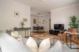 Your Oasis in Lively Moda, Near Sea - Istanbul - 7
