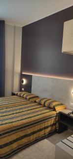 Hotel Mistral - Milan - 3