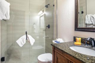Valley Condos A10 townhouse - 1