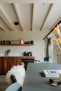 Sfeervol huis met haard, buitendouche en grote tuin - Ouddorp - 5