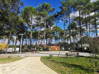 MH 395 3 chambres et 1 salle de bain dans camping 4 étoiles - Saint-Julien-en-Born - 8