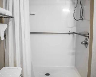 Wingate by Wyndham Clearfield - Clearfield - 9