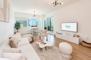 FAM Living - Panoramic Dubai Marina View apartment - 0