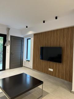 Royal Sunset Studios & Apartments - Limassol - 6