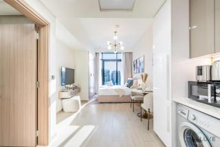 Appealing Studio Apartment at Azizi Riviera 34, Al Merkadh by Deluxe Holiday Homes - Dubai - 1