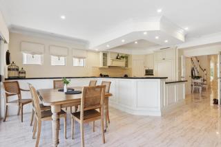 KILN14 - Family Riverside Residence - 1