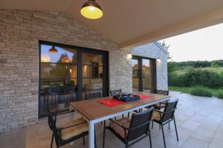 Beautiful Villa Regina with private pool near the sea by WiiBuk - Šišan - 9
