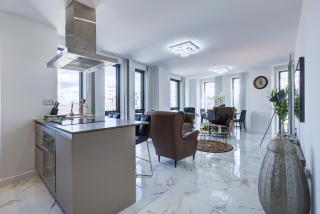 Canary Wharf 2 Bedroom Luxury Apartment - 7