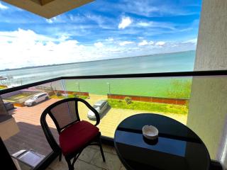 SOPHIA LAKE VIEW SUITE - Mamaia - 3