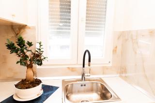 Ingrit Apartment - Golem - 2