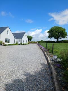 Lakeview farm - - 9