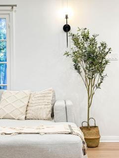 Beverly Hills-Neighboring 2-BR Home - DOH1-WW - Los Angeles - 3