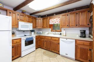 Old Chestnut Cabin at Lake Junaluska - Waynesville - 1