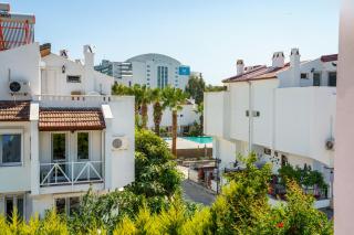Semi Detached Villa in Complex with Shared Semi Olympic Swimming Pool in Kusadasi - Kuşadası - 7