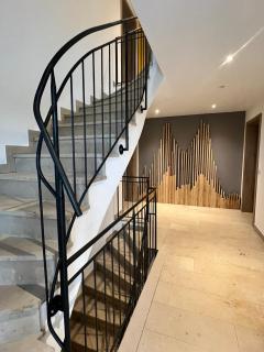 Stay Nice Apartments Dorfen Nähe München Jacuzzi Grillkota 75 Zoll TV - 2