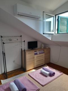 Filip Apartman - Zgrada Jolly Apartmani - Budva - 4