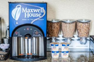 Best Western Plus North Canton Inn & Suites - 1