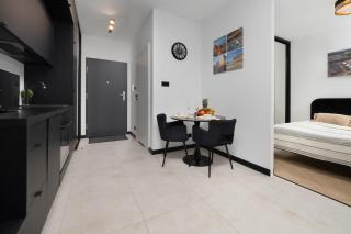 Ogrodowa Apartment Near Old Town by Noclegi Renters - Łódź - 4